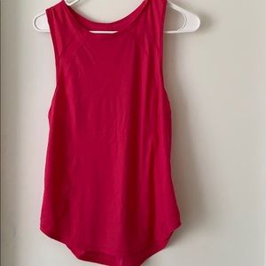 LULULEMON TANK - HOT PINK - sz 6